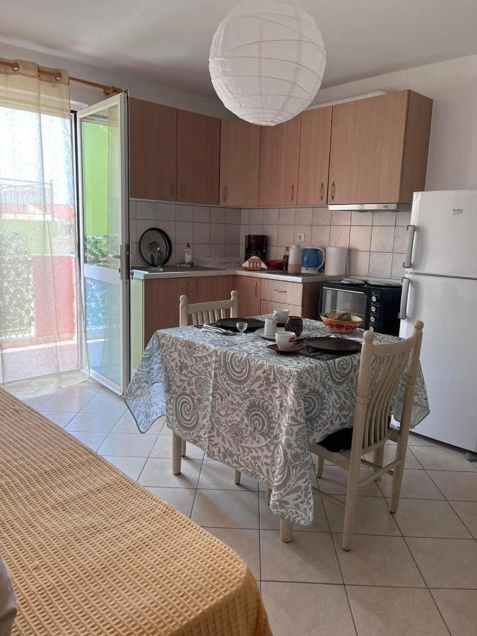 Kleio'S Apartment Lixouri Exterior photo